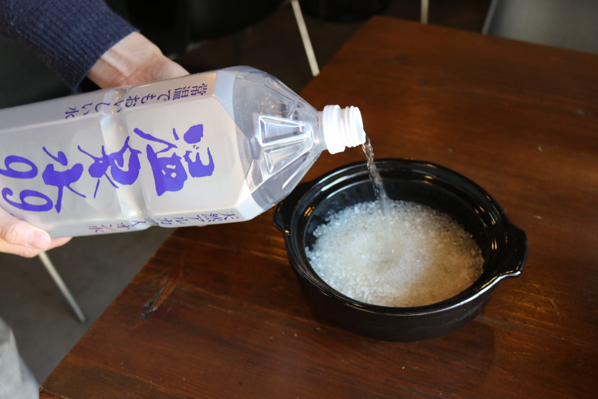 【温泉水99】温泉水99・水道水 新米炊き比べ
